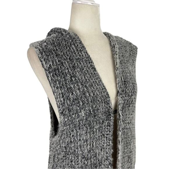 Mia & Tess Sleeveless Longline Open Hoody Cardigan Vest Sweater in Brushed Yarn - Picture 4 of 11